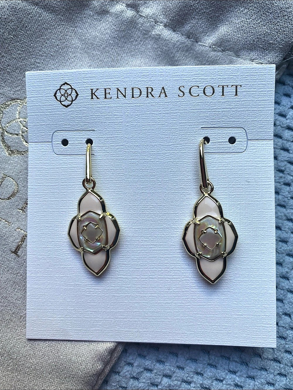 Kendra Scott Earrings NWT
